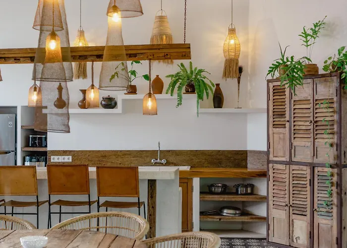 Stylish Boho Chic 3br In Umalas, Private Parking, Near Finns * Canggu