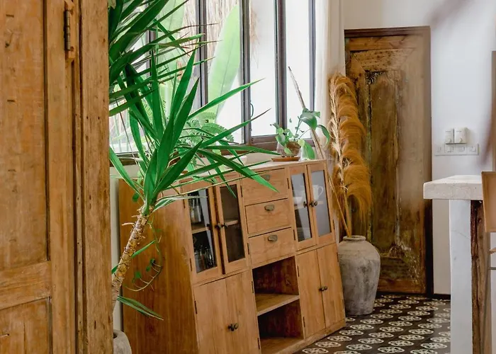 Villa Stylish Boho Chic 3br In Umalas, Private Parking, Near Finns
