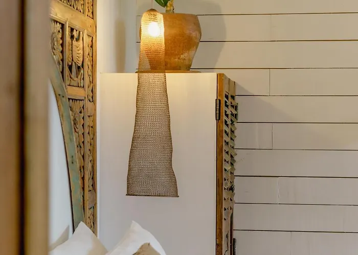 Villa Stylish Boho Chic 3br In Umalas, Private Parking, Near Finns