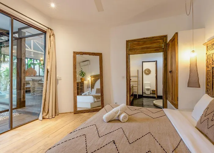 Stylish Boho Chic 3br In Umalas, Private Parking, Near Finns * Canggu
