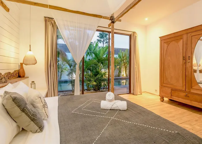 Stylish Boho Chic 3br In Umalas, Private Parking, Near Finns Villa Canggu