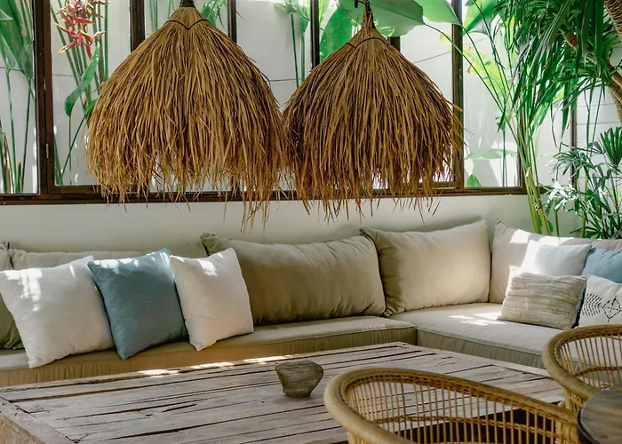 Stylish Boho Chic 3br In Umalas, Private Parking, Near Finns * Canggu