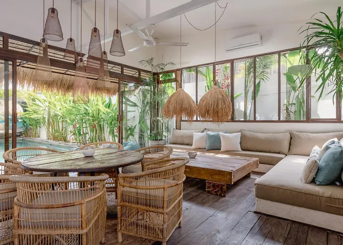 Villa Stylish Boho Chic 3br In Umalas, Private Parking, Near Finns